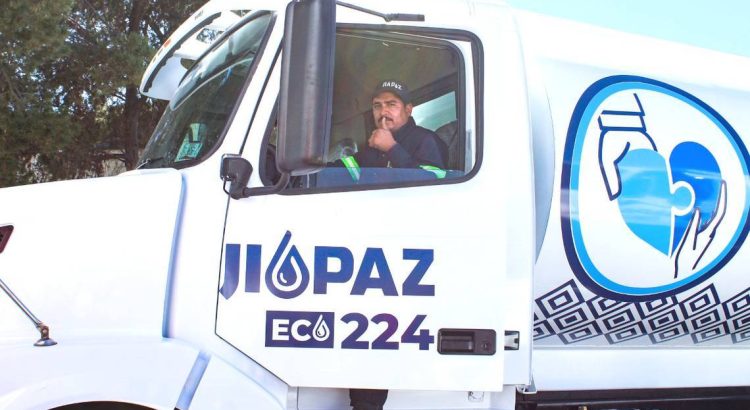Envía Zacatecas pipas de agua potable a Acapulco