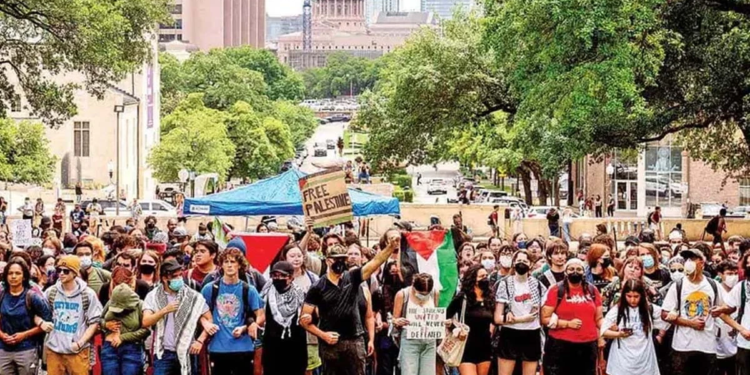 Pide el Gobernador de Texas cárcel para estudiantes proGaza