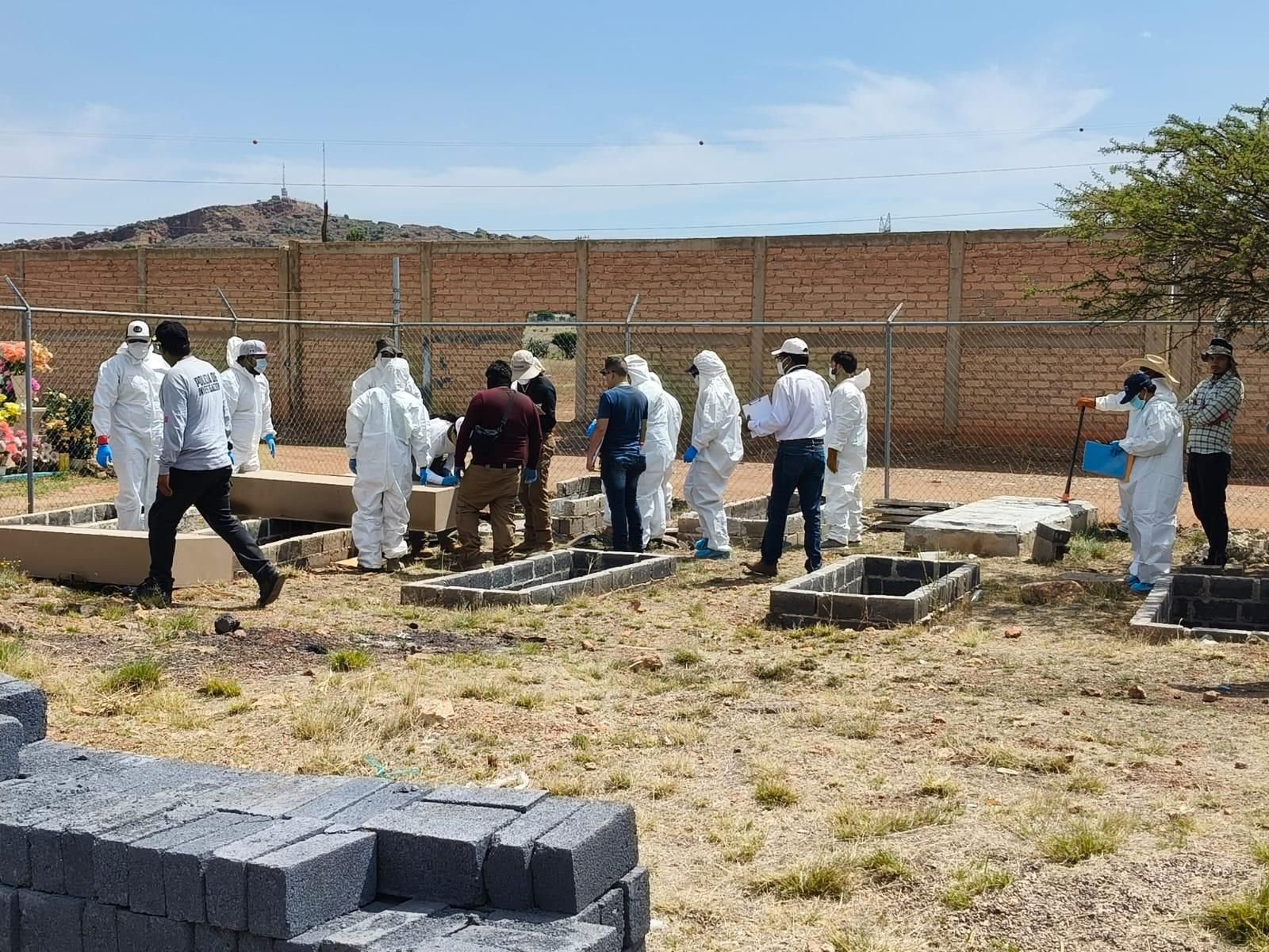 Inicia exhumación masiva para identificar a 109 personas no reconocidas: Fiscalía de Zacatecas