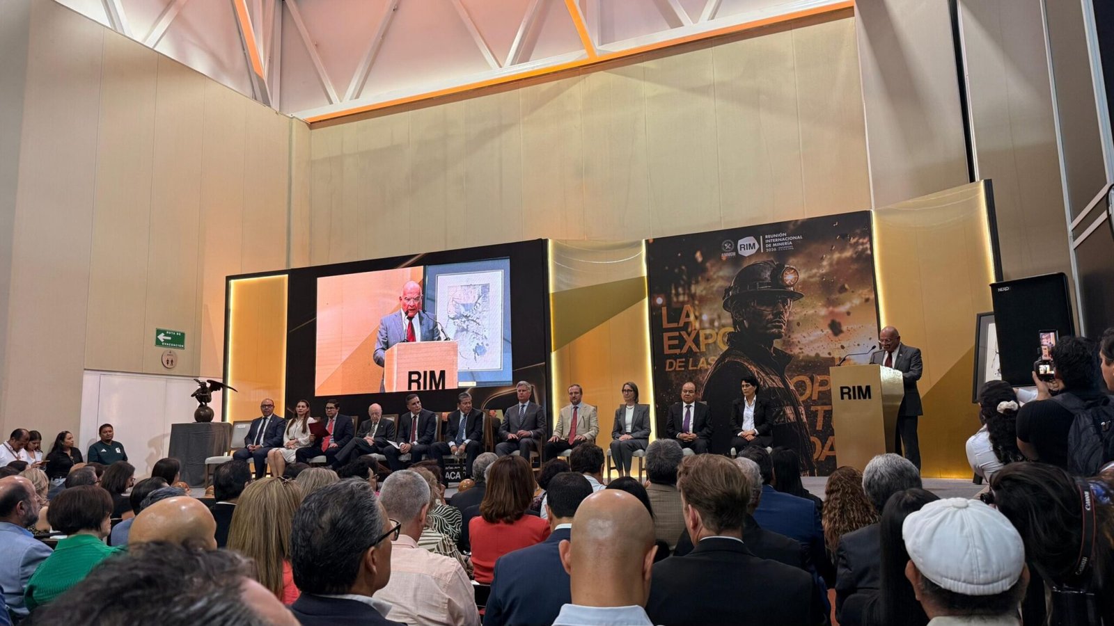 Reunión Internacional de Minería rompe expectativas con asistencia récord