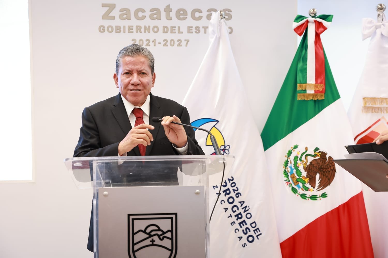 Difunden video con amenazas al gobernador de Zacatecas; grupo criminal se adjudica multihomicidio de 10 personas