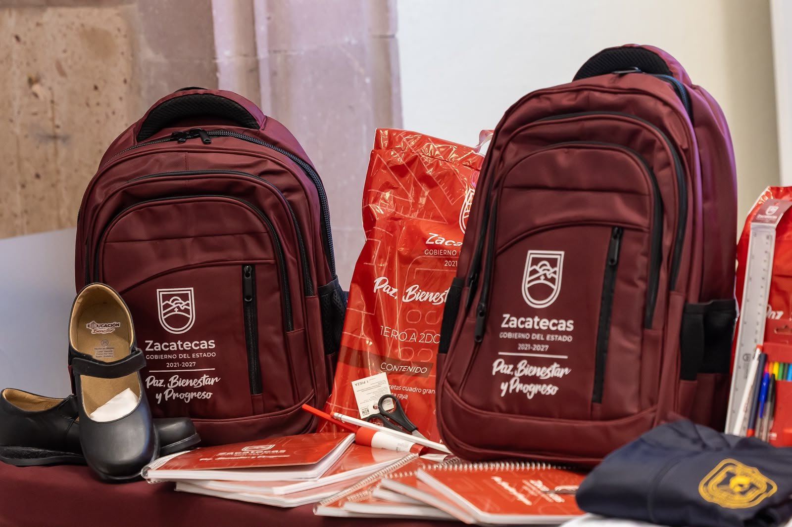 Dispersarán cerca de 300 millones de pesos a estudiantes de primaria en Zacatecas; en pago de beca Rita Cetina